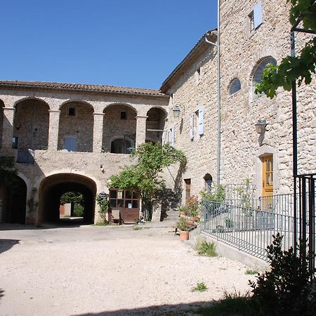 לינה וארוחת בוקר Rousson  Les Jardins Du Mas Evesque חדר תמונה