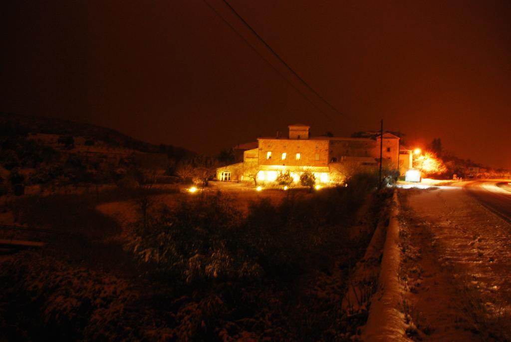 לינה וארוחת בוקר Rousson  Les Jardins Du Mas Evesque מראה חיצוני תמונה